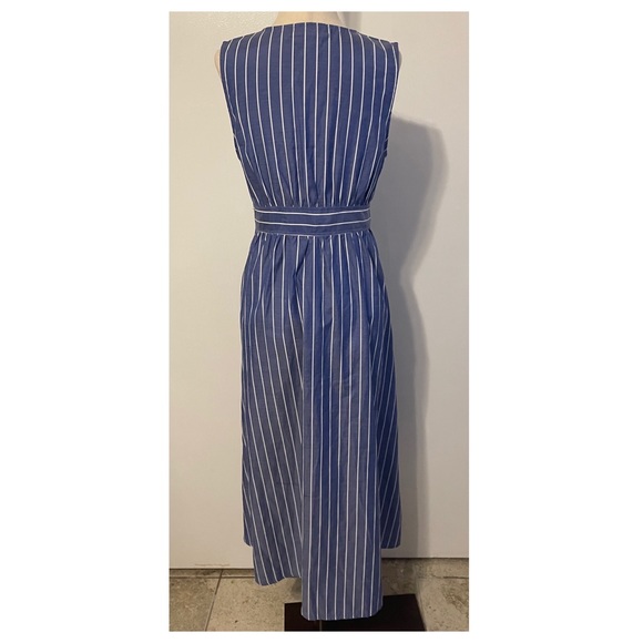 Urban Outfitters Plunging Neckline Picnic Dress - Picture 3 of 6